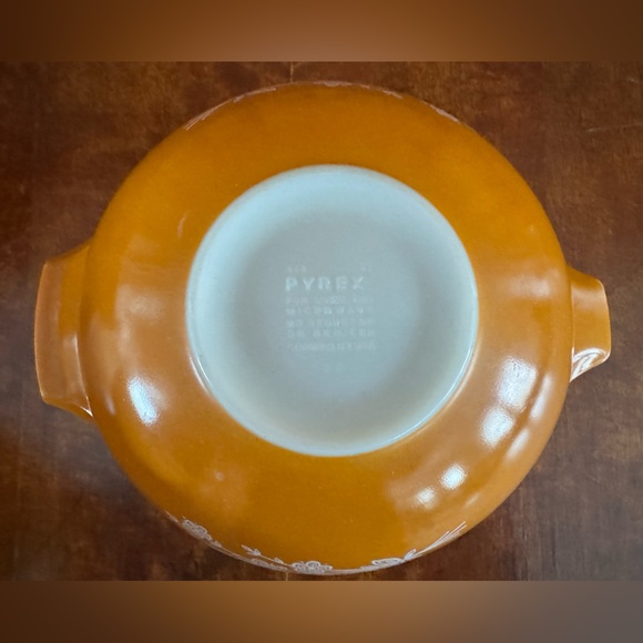 Set of 4 Pyrex Butterfly Cinderella mixing bowls - Picture 10 of 14